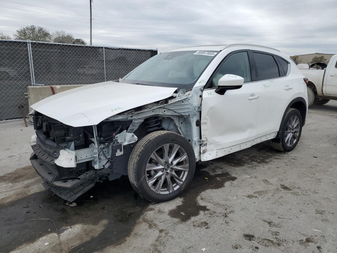  Salvage Mazda Cx