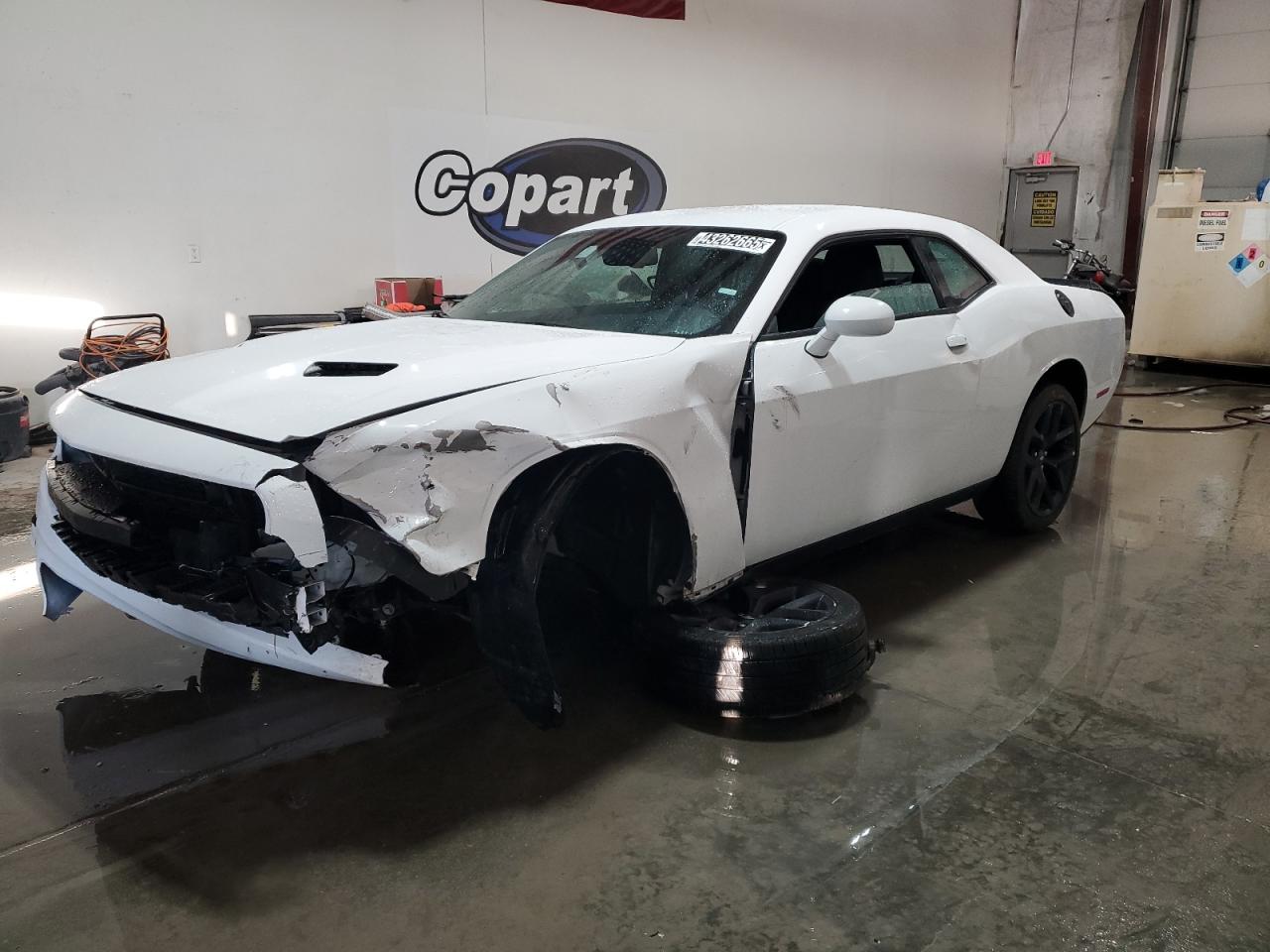  Salvage Dodge Challenger