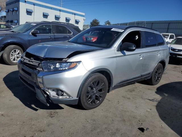 MITSUBISHI OUTLANDER SE