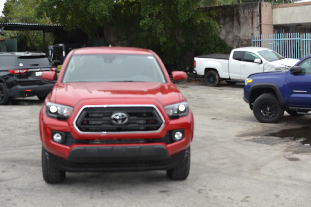  Salvage Toyota Tacoma