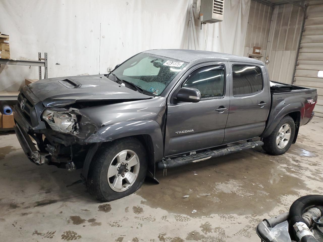  Salvage Toyota Tacoma