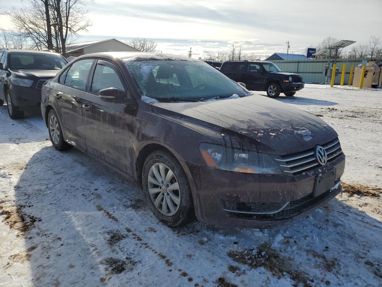 Lot #3055311362 2013 VOLKSWAGEN PASSAT S