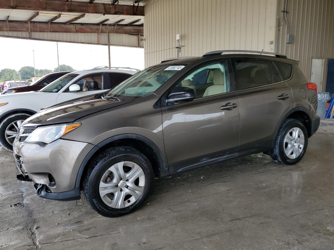  Salvage Toyota RAV4