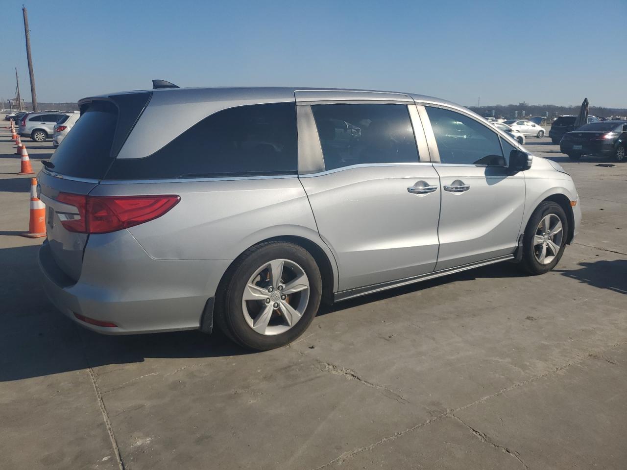 Lot #3048665813 2018 HONDA ODYSSEY EX