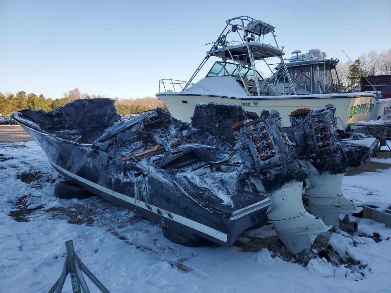 Lot #3242473979 2016 PURSUIT BY S2 YACHTS INC BOAT