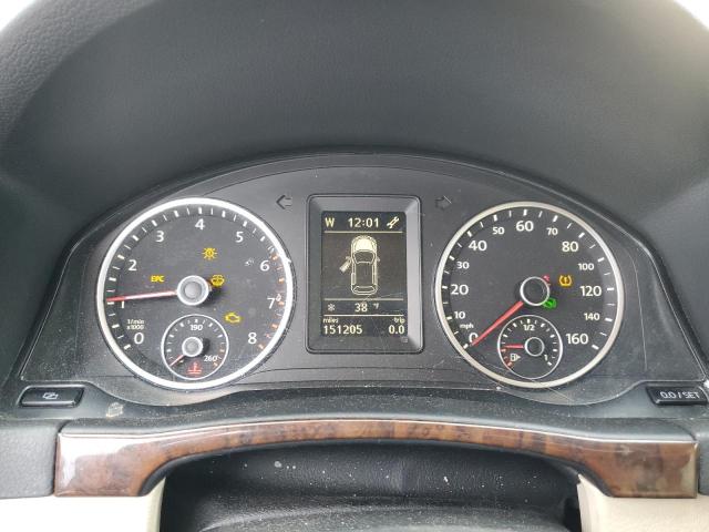 2011 VOLKSWAGEN TIGUAN - WVGAV7AX8BW526527