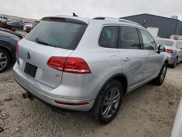 2016 VOLKSWAGEN TOUAREG SP WVGEF9BP4GD010645