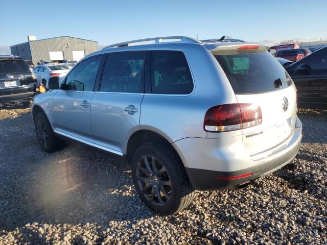 VOLKSWAGEN TOUAREG 2 2008 silver  gas WVGCB77L98D041789 photo #3