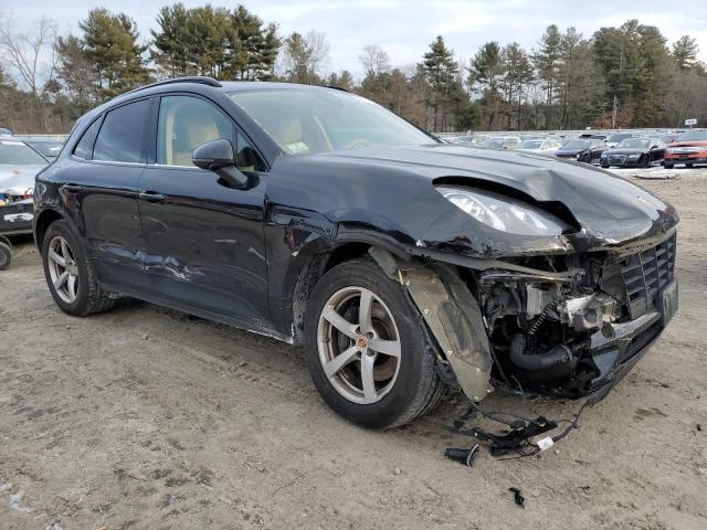 2017 PORSCHE MACAN WP1AA2A54HLB02580