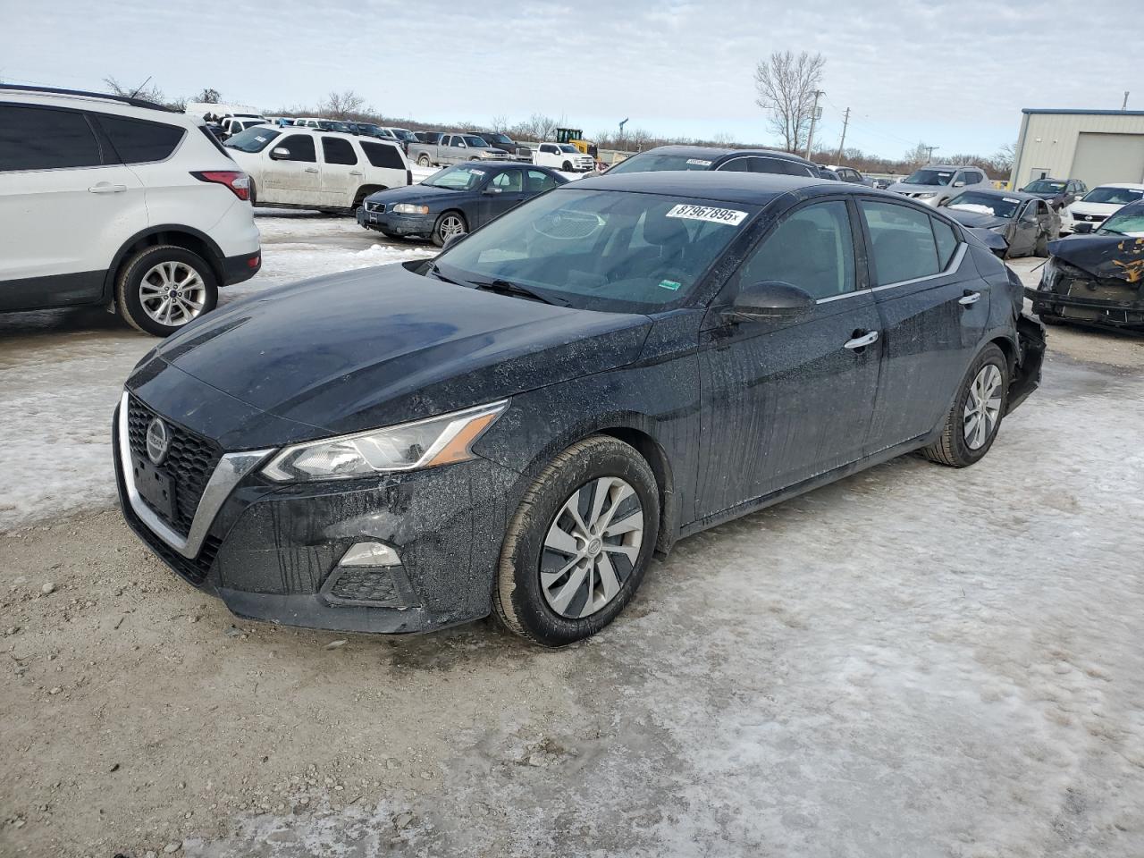  Salvage Nissan Altima