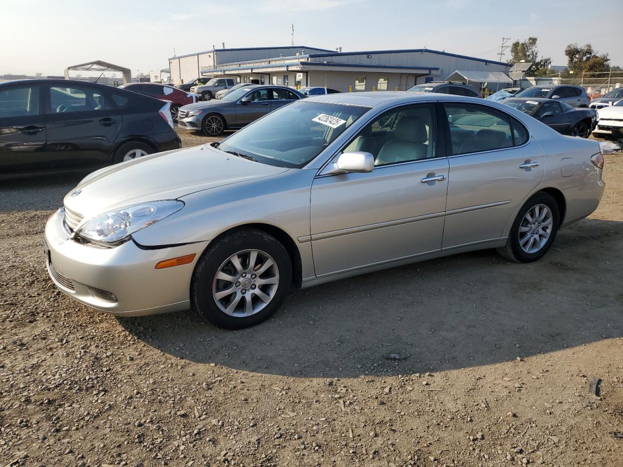  Salvage Lexus Es