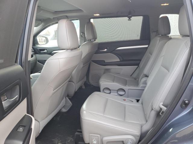 2016 TOYOTA HIGHLANDER - 5TDJKRFH3GS354618