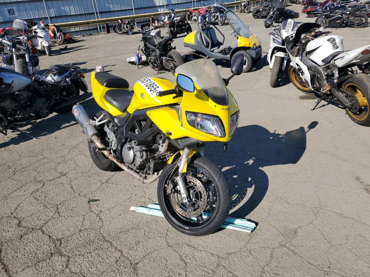  Salvage Suzuki Sv650