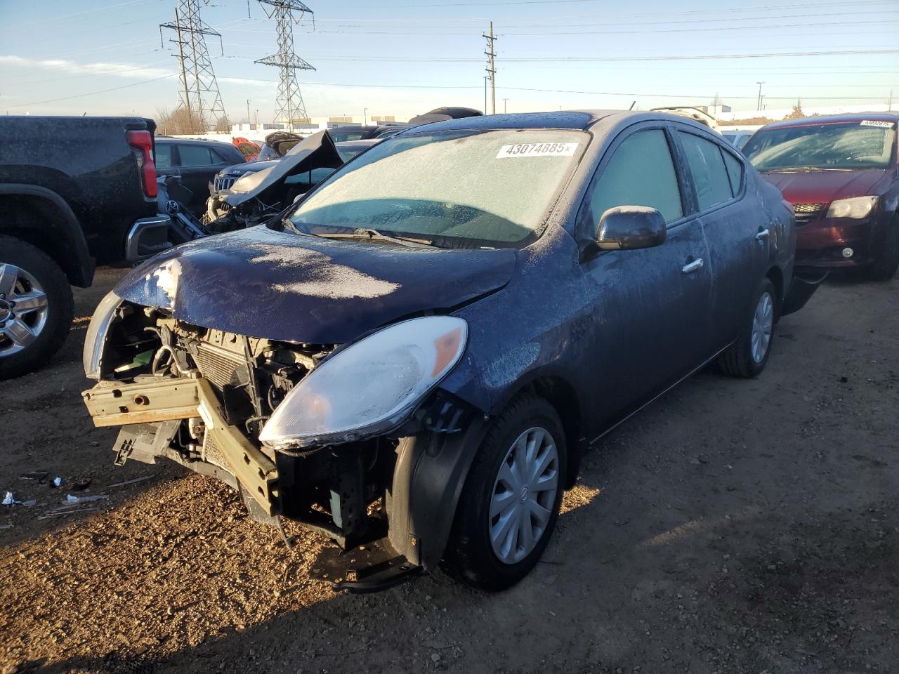  Salvage Nissan Versa