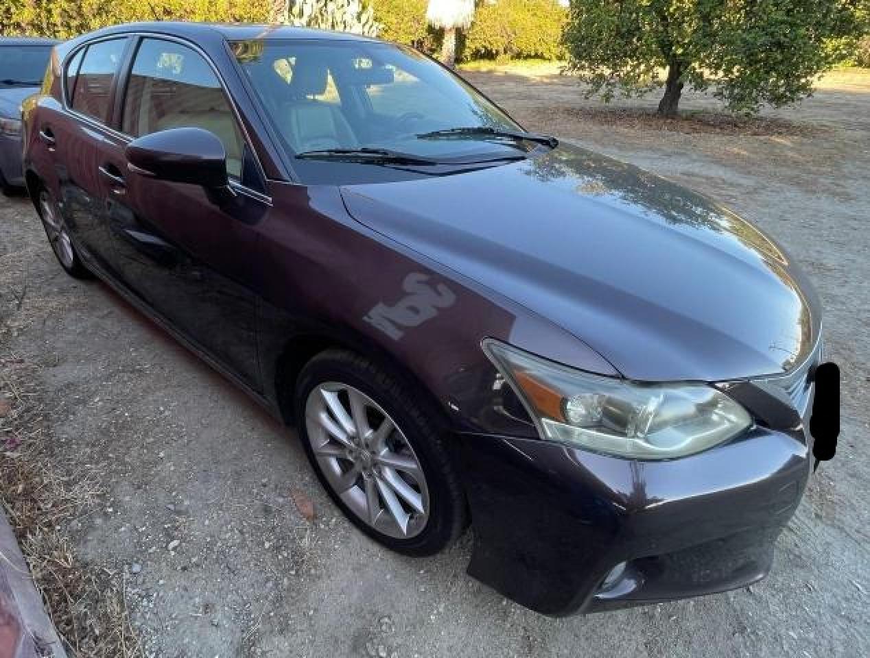  Salvage Lexus Ct