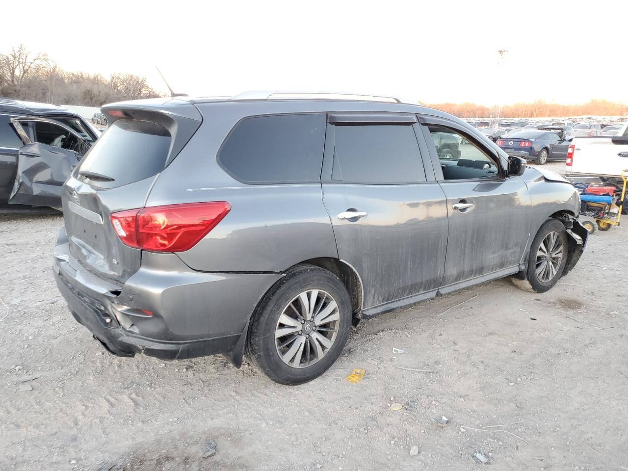 NISSAN PATHFINDER S