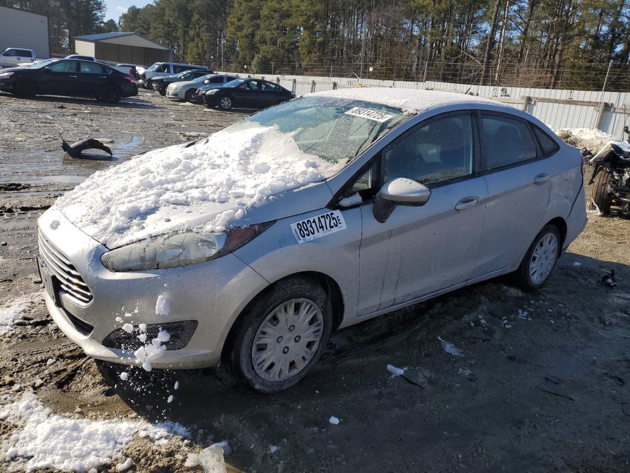  Salvage Ford Fiesta