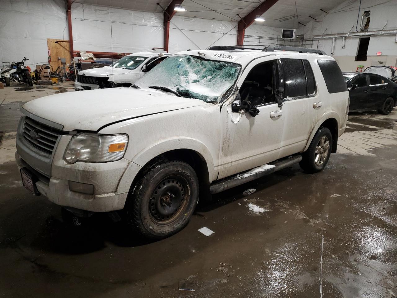  Salvage Ford Explorer