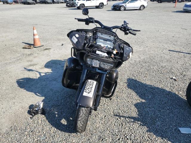 2020 HARLEY-DAVIDSON FLTRK 1HD1KZF15LB664093