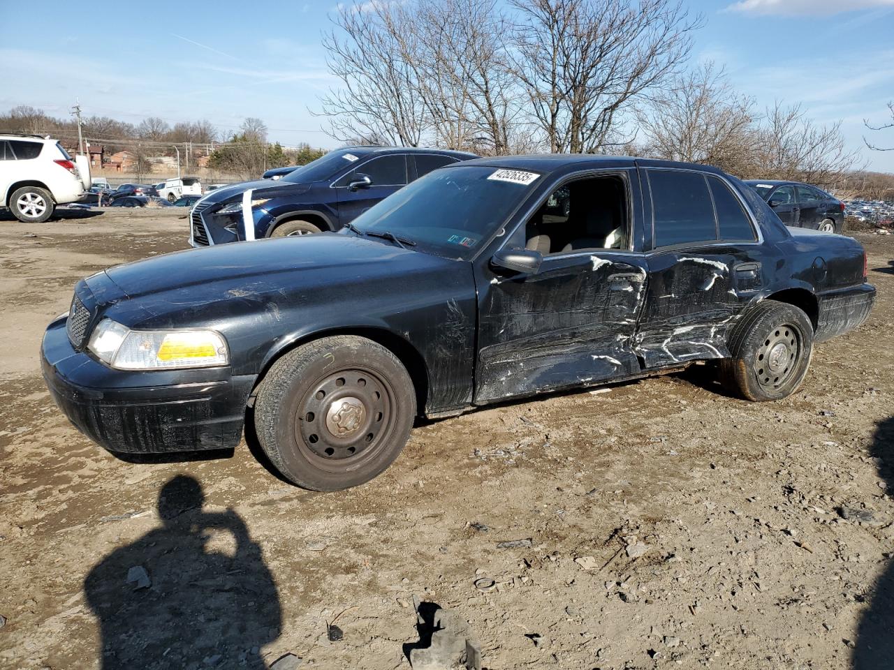  Salvage Ford Crown Vic