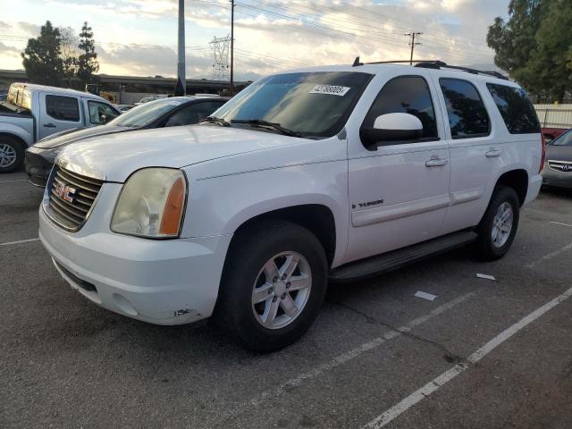 GMC YUKON 2007 white  gas 1GKFC13J77R120058 photo #1