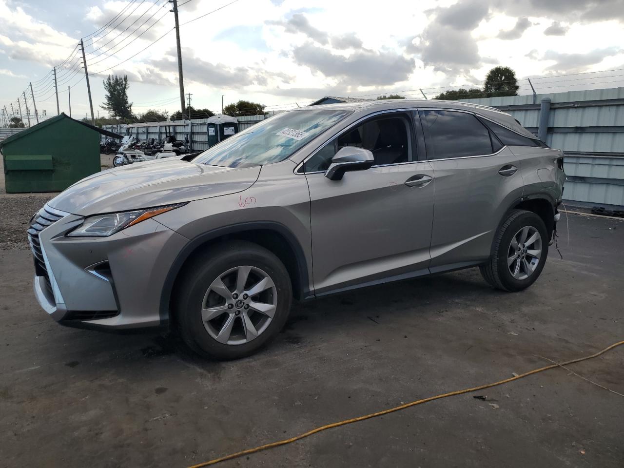  Salvage Lexus RX