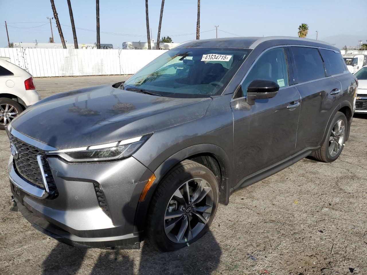  Salvage INFINITI Qx