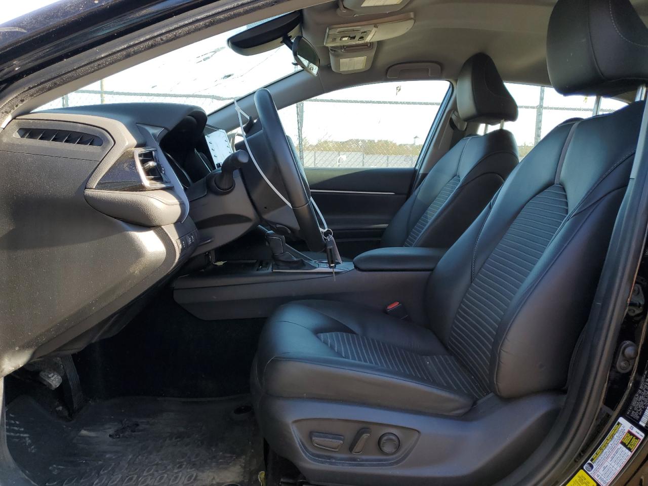 TOYOTA CAMRY SE NIGHT SHADE