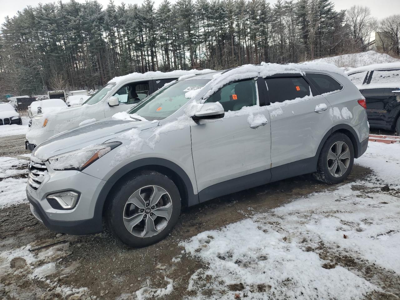  Salvage Hyundai SANTA FE