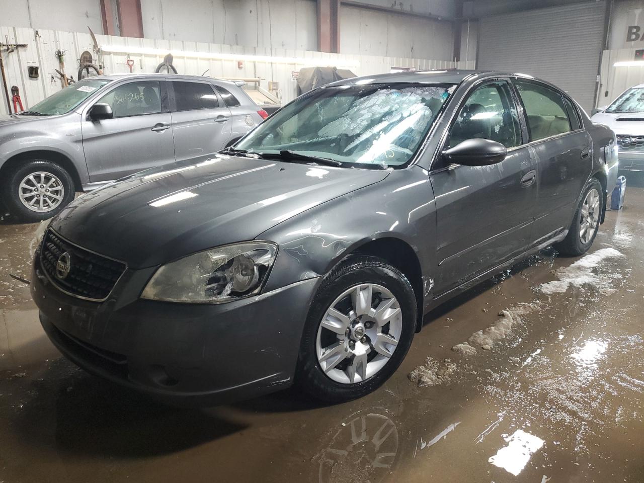  Salvage Nissan Altima