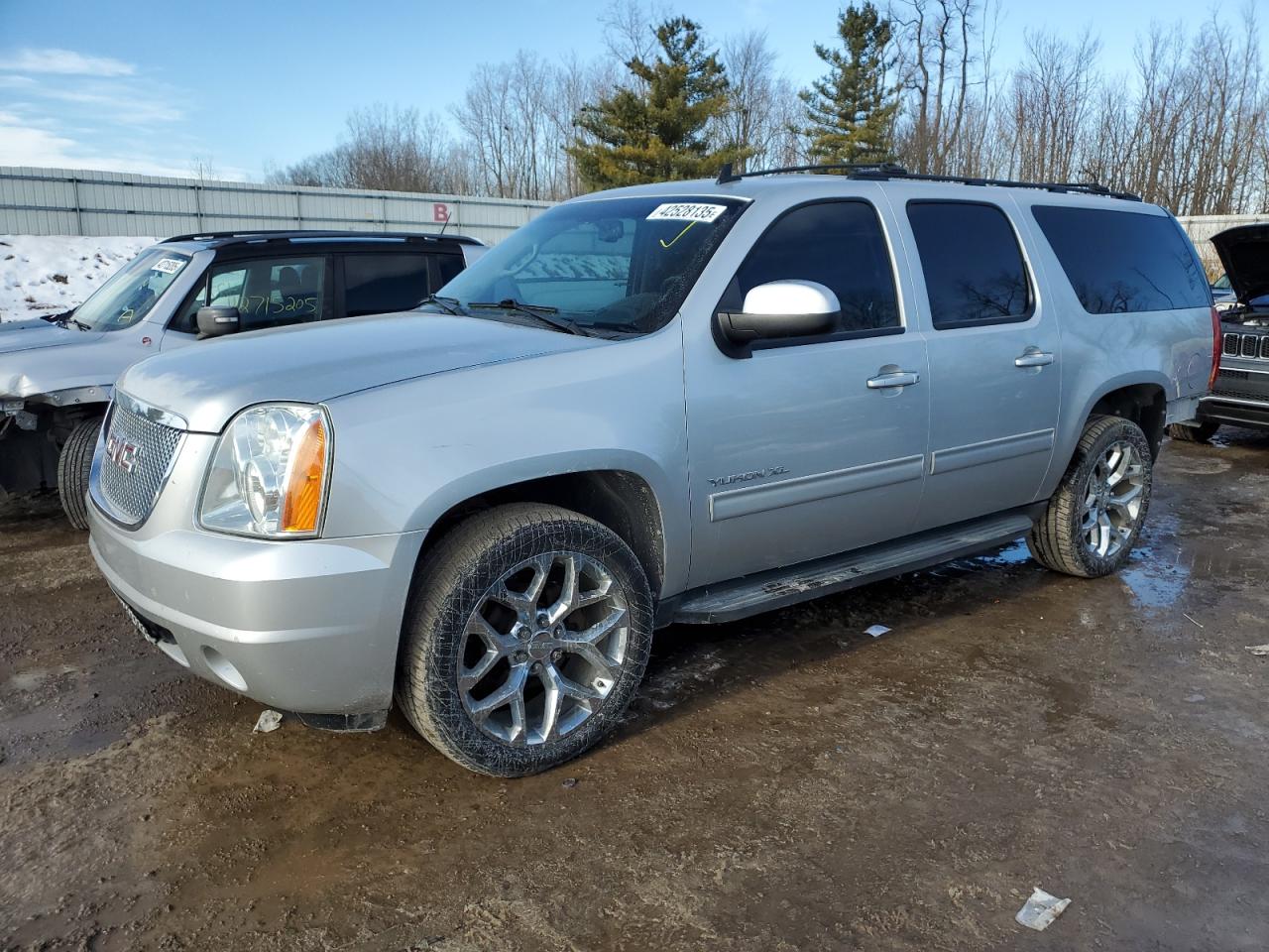  Salvage GMC Yukon