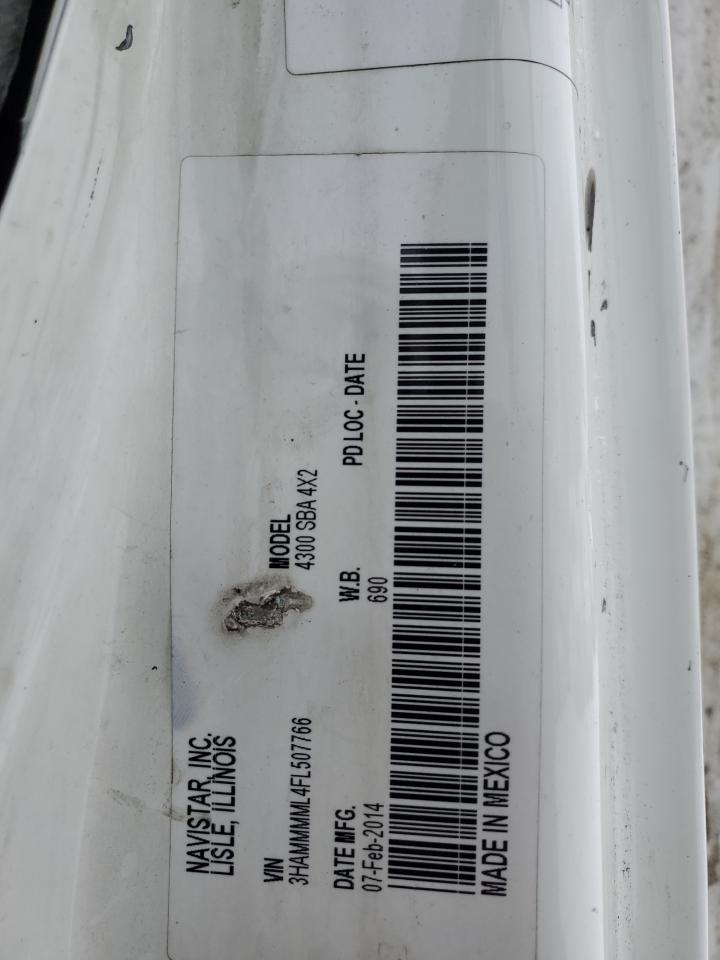 Lot #3298083188 2015 INTERNATIONAL 4000 4300