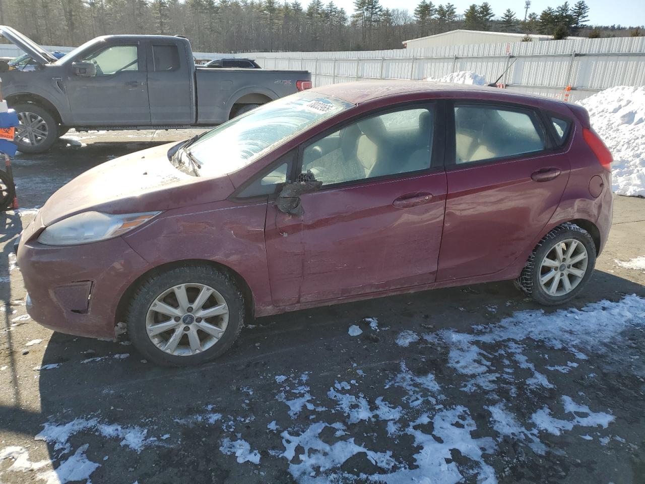  Salvage Ford Fiesta