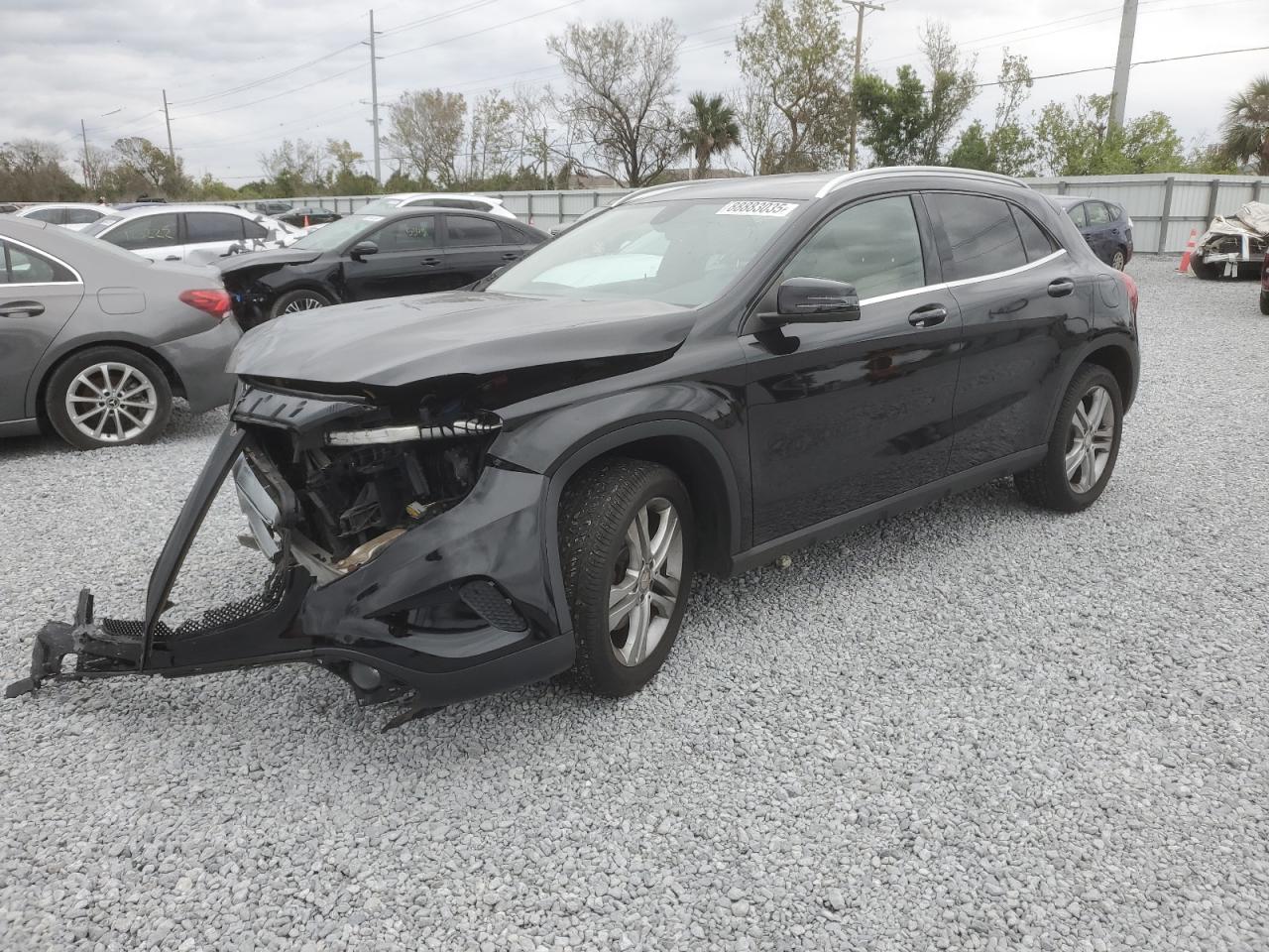  Salvage Mercedes-Benz GLA