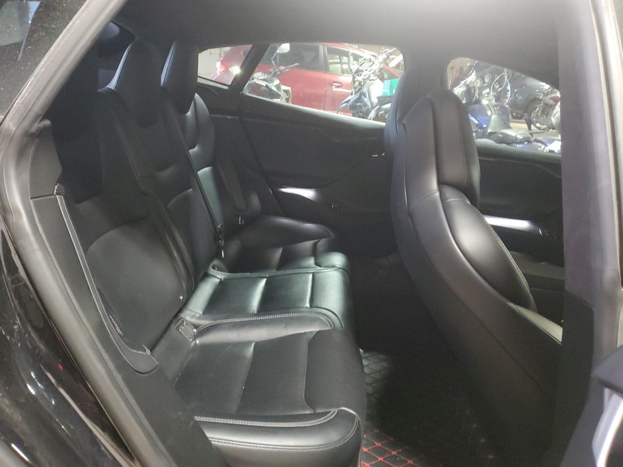 Tesla Model s 2018
