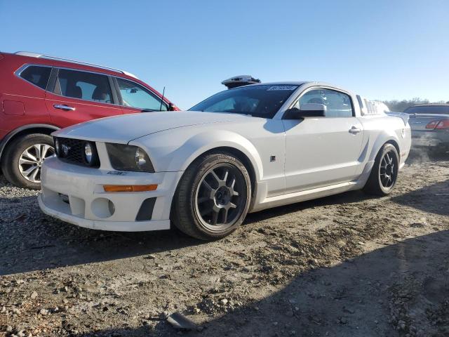 FORD MUSTANG GT