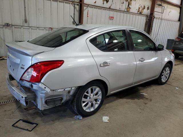 NISSAN VERSA S 2018 silver  gas 3N1CN7AP6JL873648 photo #4