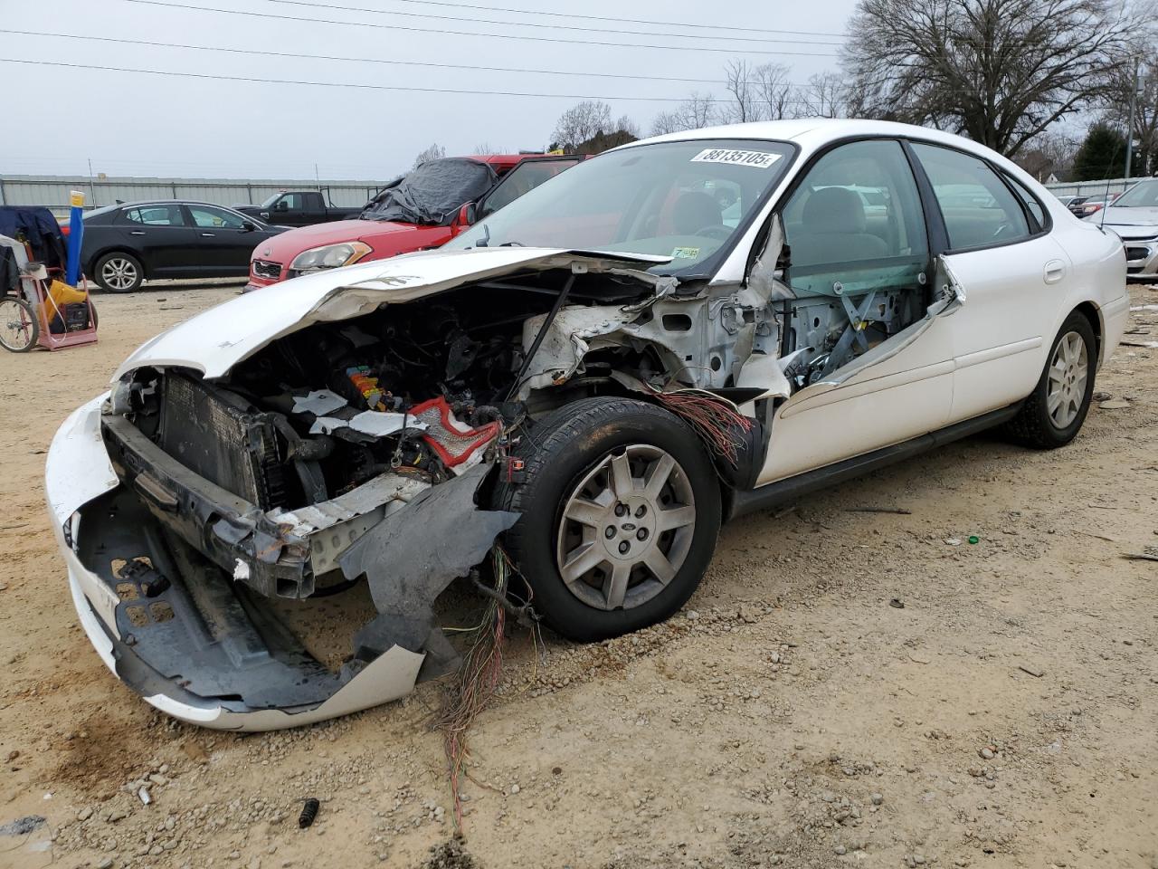  Salvage Ford Taurus