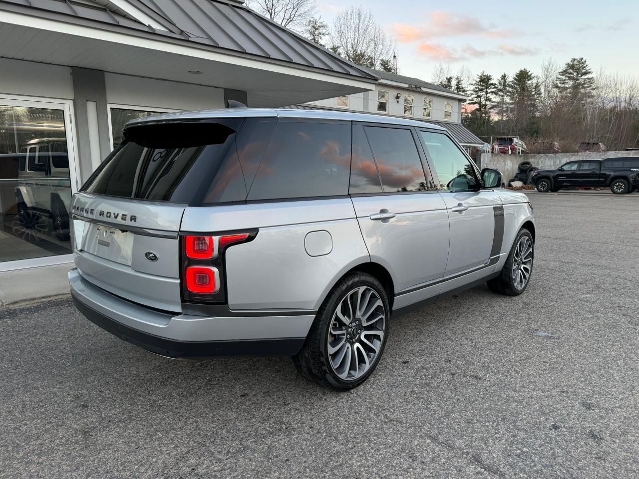 Lot #3051146601 2019 LAND ROVER RANGE ROVE