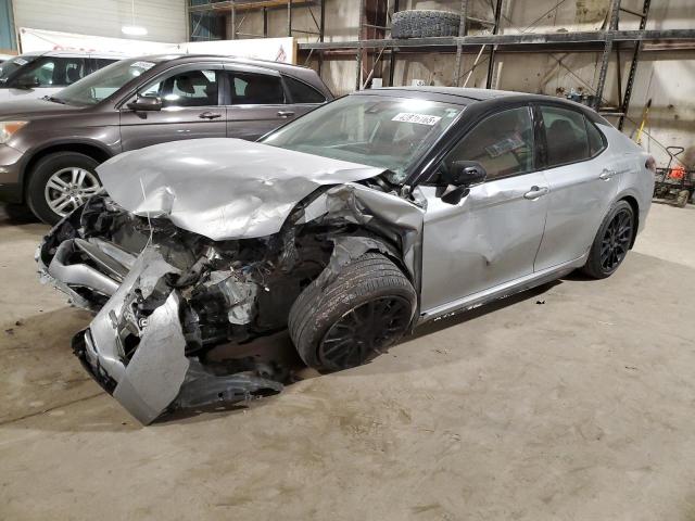 TOYOTA CAMRY XSE