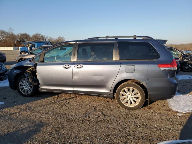 TOYOTA SIENNA LE 2014 blue sports v gas 5TDJK3DC1ES079770 photo #3