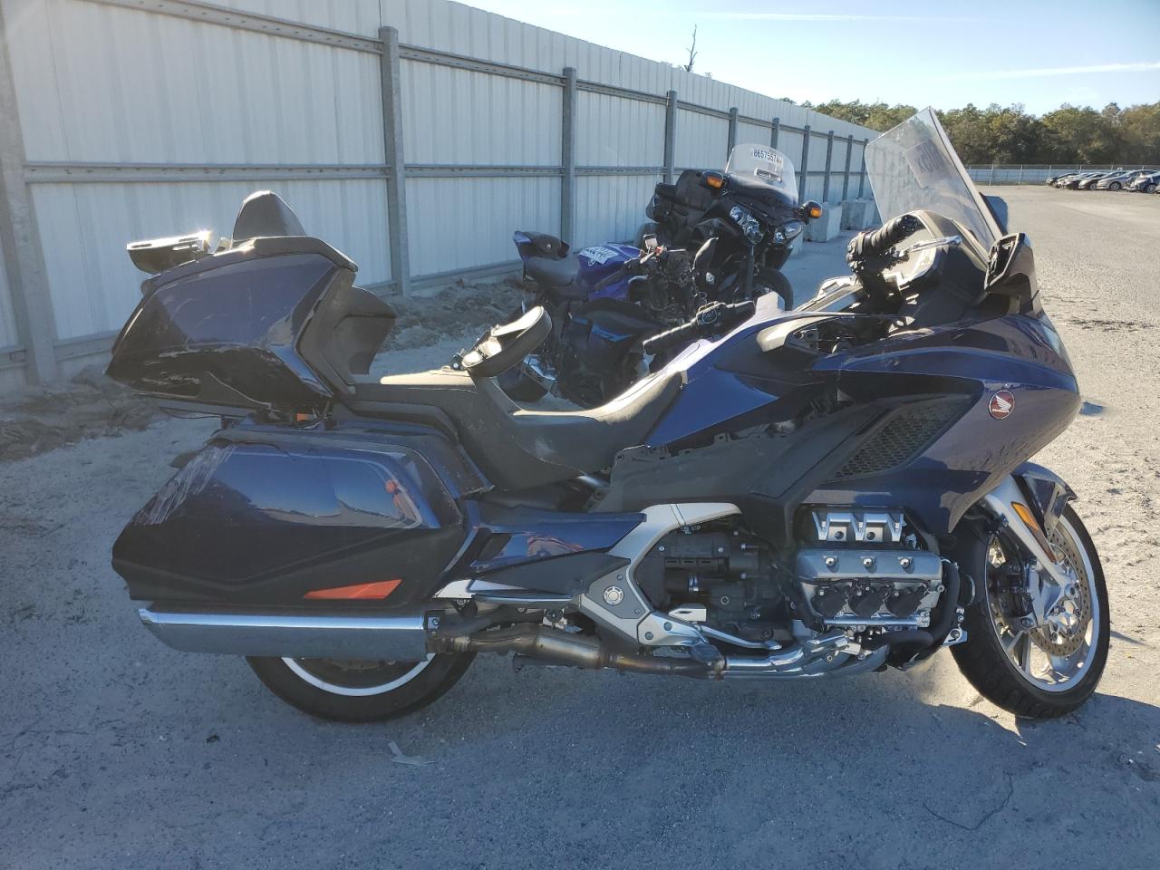 Lot #3057402508 2018 HONDA GL1800 D