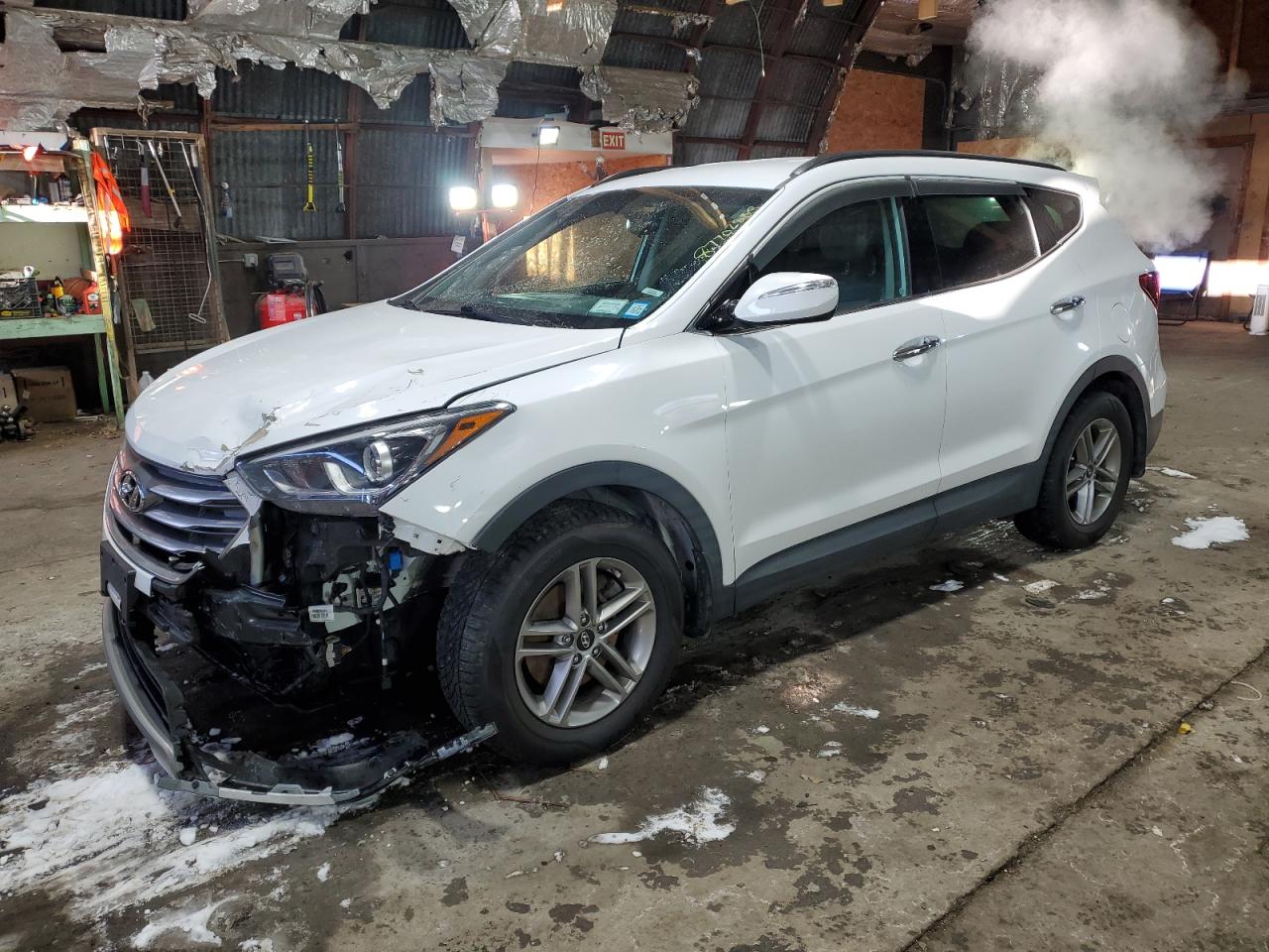 5NMZUDLB8JH053658 HYUNDAI SANTA FE S 2018