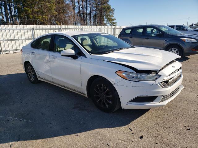 2018 FORD FUSION S - 3FA6P0G72JR200037
