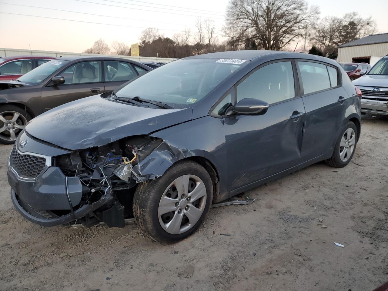  Salvage Kia Forte