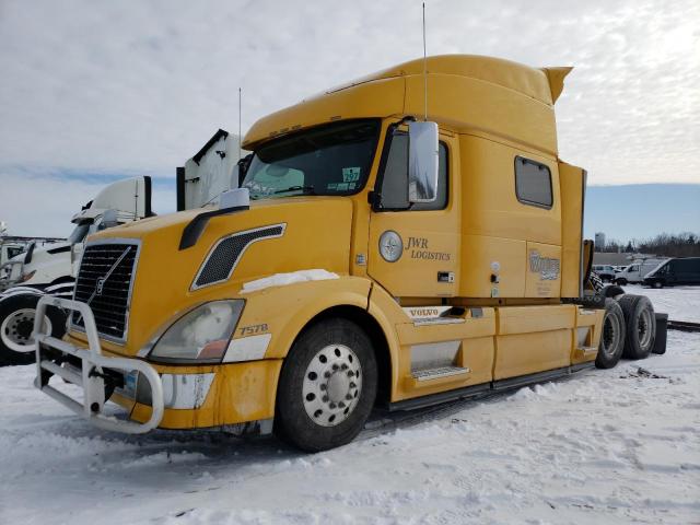 VOLVO VN VNL 2013 yellow tractor diesel 4V4N99EH8DN145184 photo #3