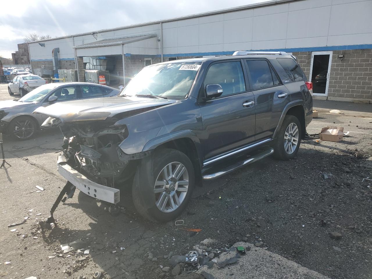 TOYOTA 4RUNNER SR5