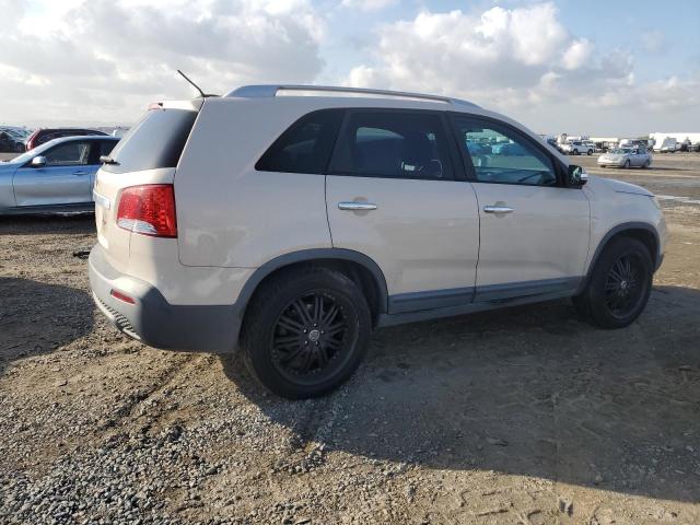 KIA SORENTO BA 2011 cream  gas 5XYKT4A22BG125375 photo #4