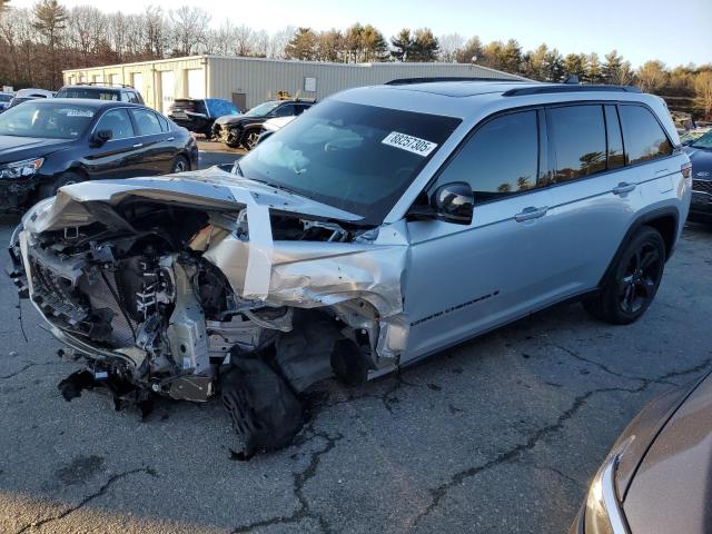Global Auto Auctions: 2024 JEEP GRAND CHEROKEE LAREDO