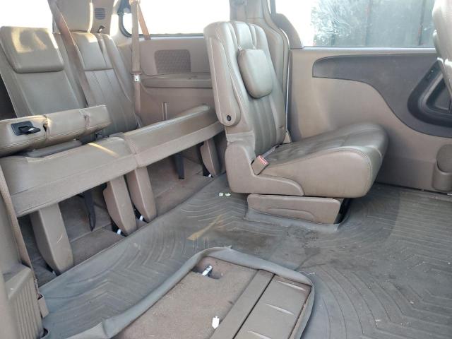 2015 CHRYSLER TOWN & COU - 2C4RC1BG8FR577422